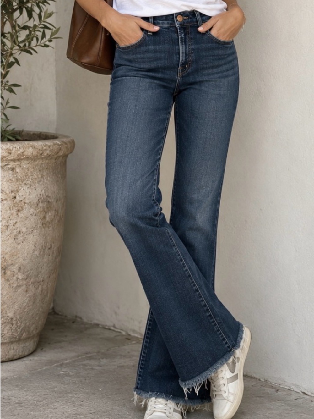 Mother Blue denim the hustler ankle fray Flare wideleg bootcut Jeans 29